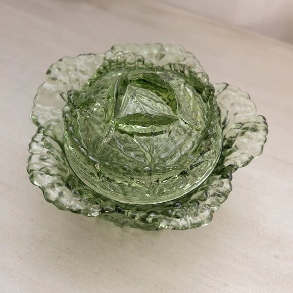 Vintage LE Smith Green Glass Cabbage Leaf Lidded Dish - Picture 3 of 4